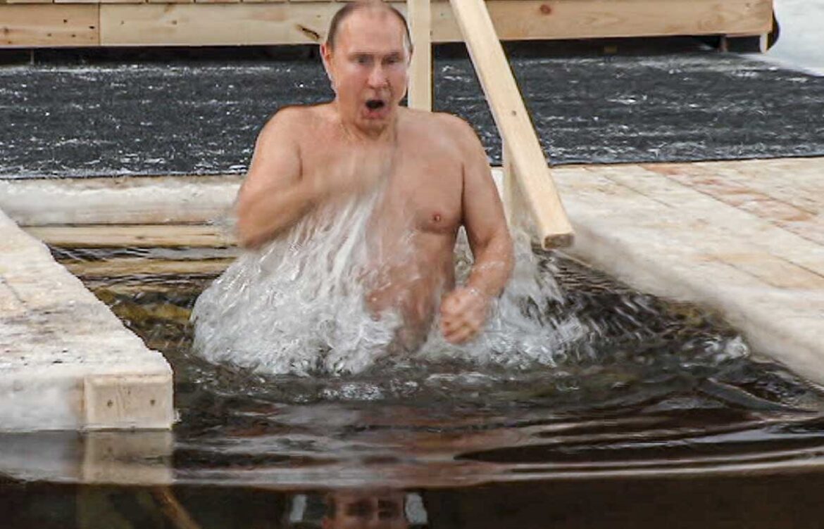 Putin se da chapuzón en agua helada para celebrar la Epifanía