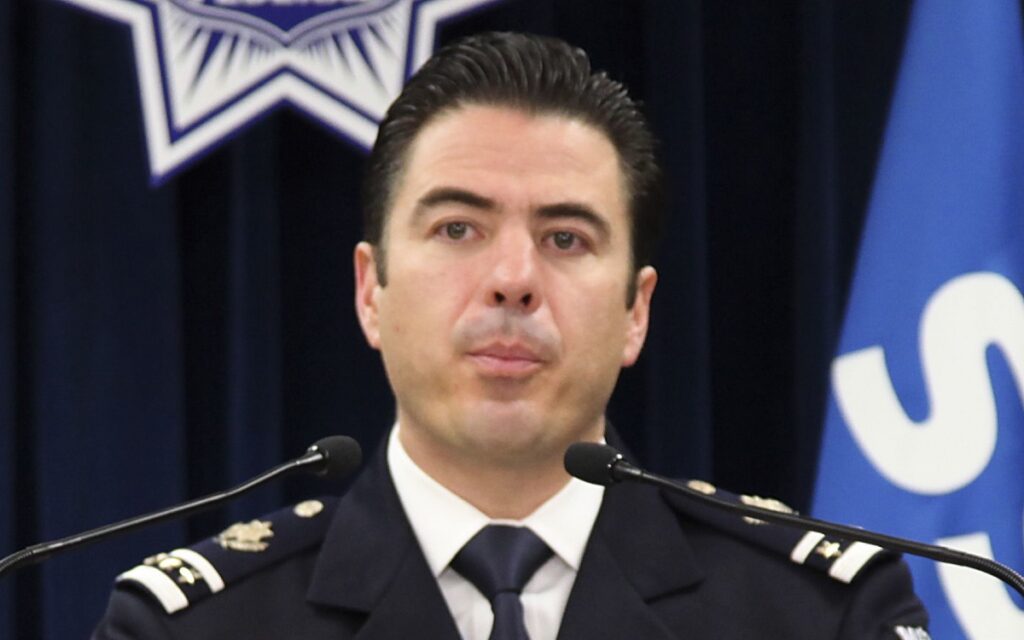 FGR detuvo a excolaborador de García Luna y Felipe Calderón