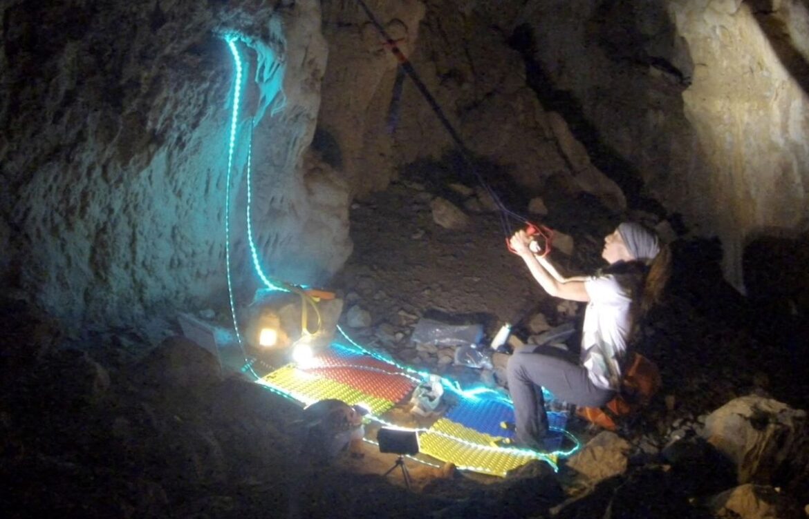 Beatriz Flamini, atleta española que estuvo 500 días en una cueva, sale a la superficie