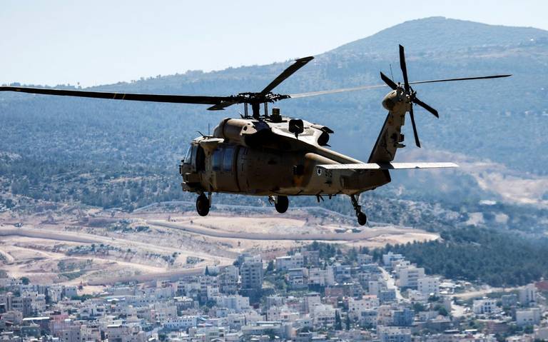 Texas envía helicópteros a frontera con México para evitar entrada de migrantes